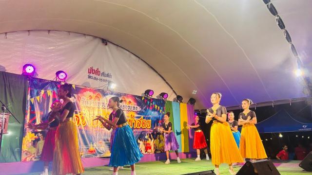 ประมวลภาพกิจกรรม กิจกรรมโครงการสืบสานประเพณีลอยกระทง ประจำปี 2567 ณ หาดแพรกเมือง
